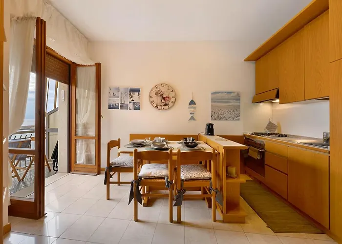 Fronte Mare Con Posto Auto Privato Lt Apartment Recco