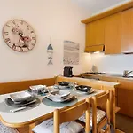 Appartement Fronte Mare Con Posto Auto Privato Lt