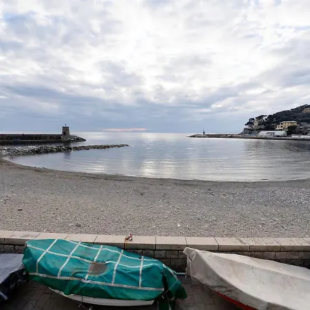 Fronte Mare Con Posto Auto Privato Lt Apartment Recco