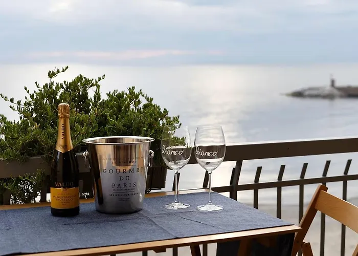 アパート Fronte Mare Con Posto Auto Privato Lt *