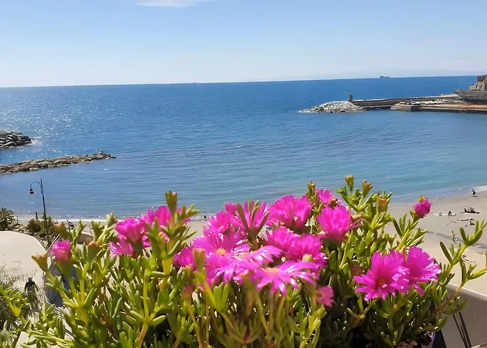 アパート Fronte Mare Con Posto Auto Privato Lt *