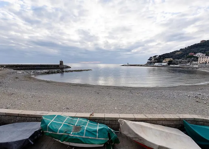 Fronte Mare Con Posto Auto Privato Lt アパート レッコ